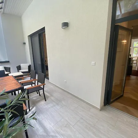 Five Stars Experience Bestern Apartment *