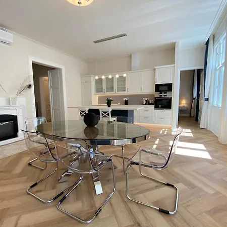 Five Stars Experience Bestern * Seghedin